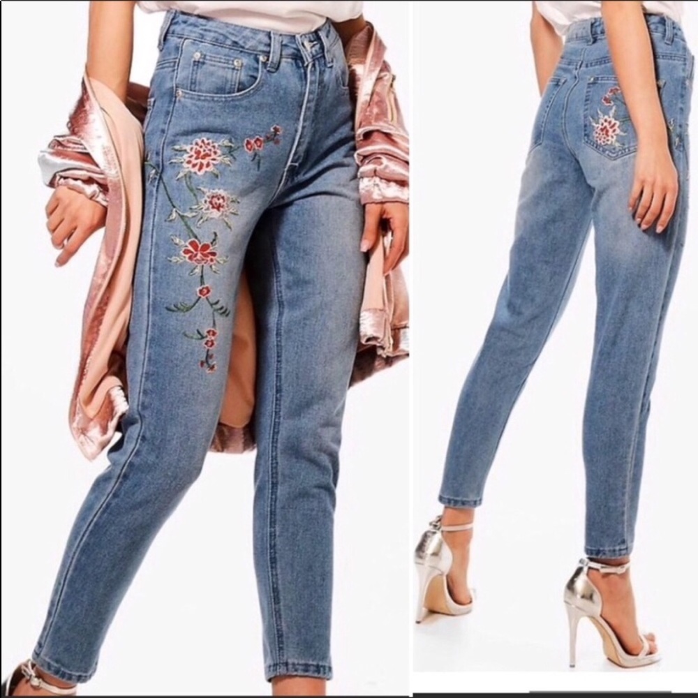 Boohoo | Emily Embroidered Mom Jeans P170 - Picture 9 of 9